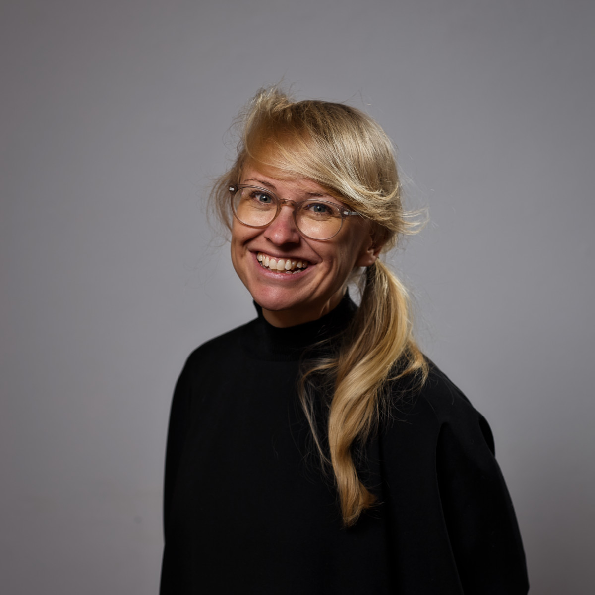 Portrait-Foto von Anne Kathrin Rochna - Projektleiterin bei KAD | Veranstaltung erleben (Live-Kommunikations-Agentur in Kempten, Allg&auml;u).