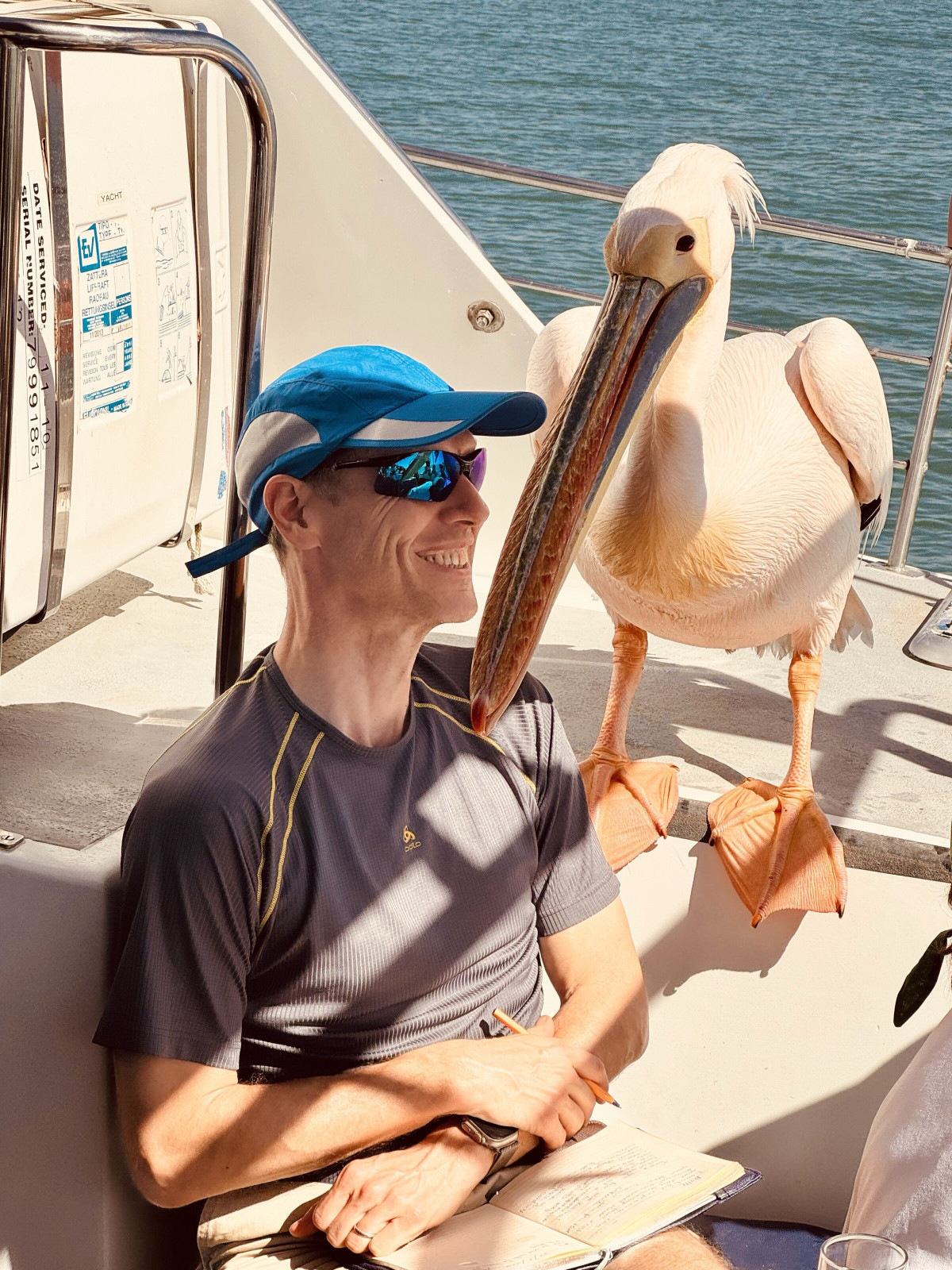 Boat excursion with a pelican during the Camlog incentive trip