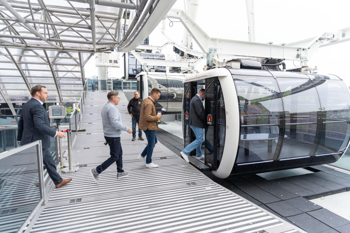 Guests enter a gondola as part of the event's evening program.